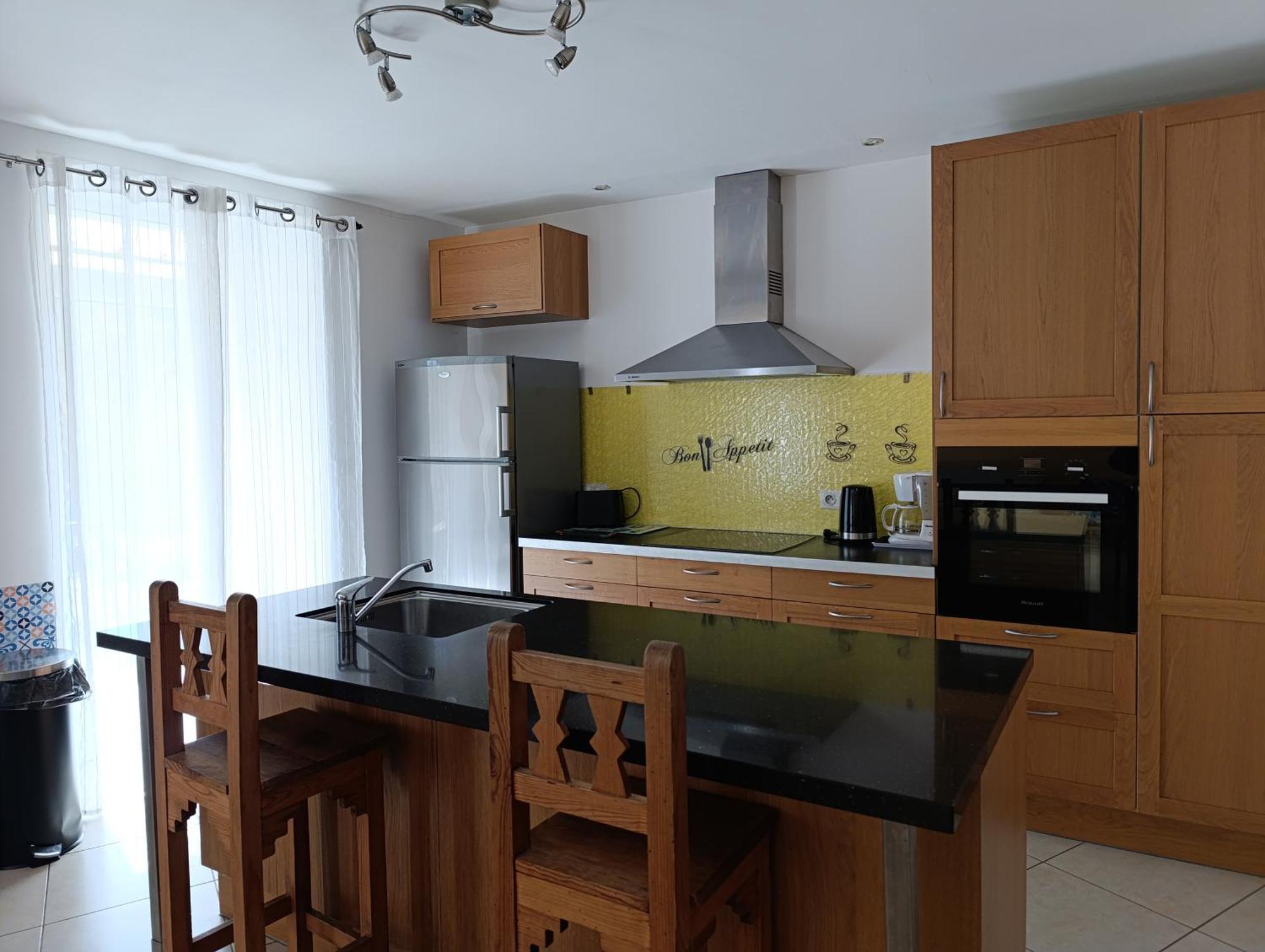 Maison de village spacieuse et agréable Saint-Georges-de-Luzençon Extérieur photo